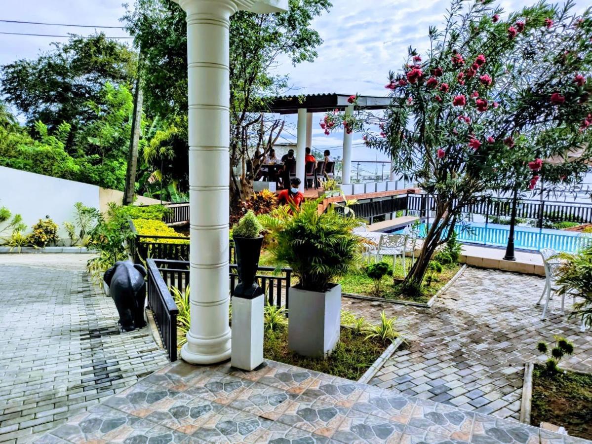 Queens Beach Hotel Tangalle Εξωτερικό φωτογραφία