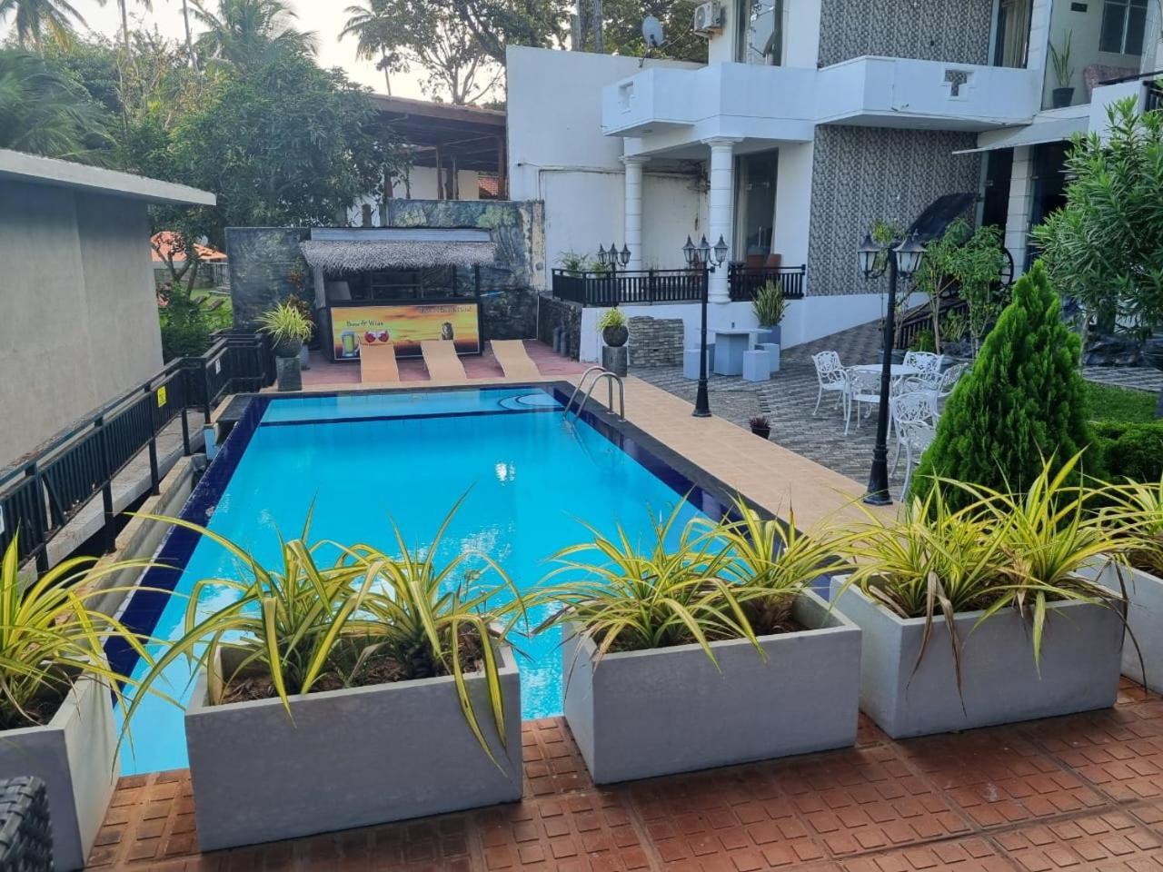 Queens Beach Hotel Tangalle Εξωτερικό φωτογραφία