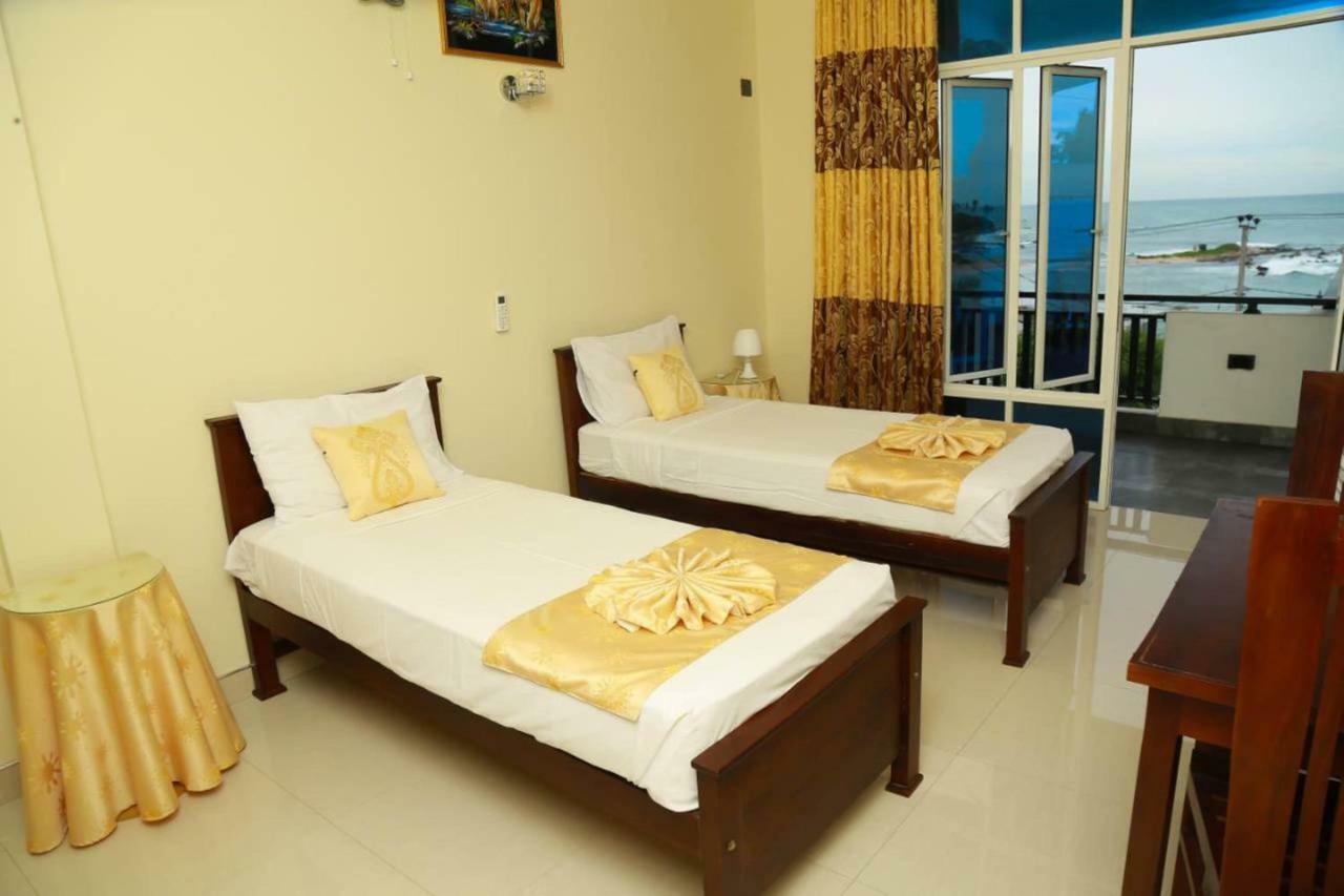 Queens Beach Hotel Tangalle Εξωτερικό φωτογραφία